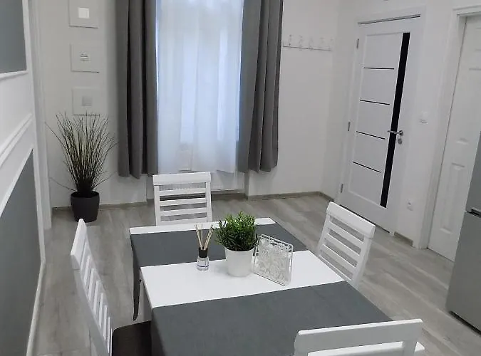 A10 Alkotmany B Apartmán Budapešť