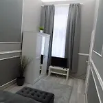 Apartman A10 Alkotmany B Budapest