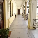 Apartman A10 Alkotmany B *